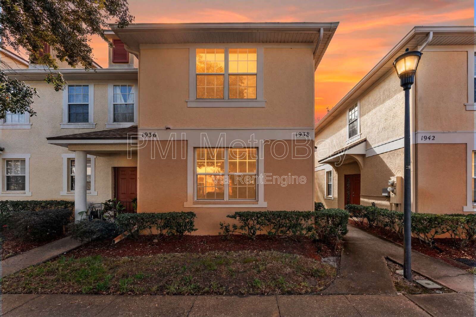 3-Bedroom Home with 2.5 Baths in Tampa's Heart - Spacious 1464 Sq Ft Gem!