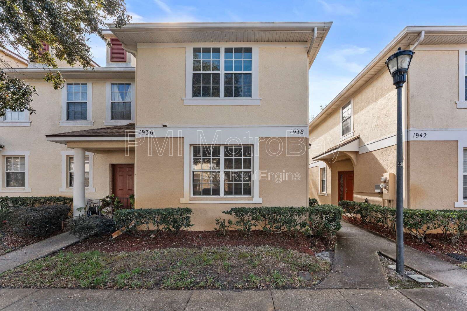 3-Bedroom Home with 2.5 Baths in Tampa's Heart - Spacious 1464 Sq Ft Gem!