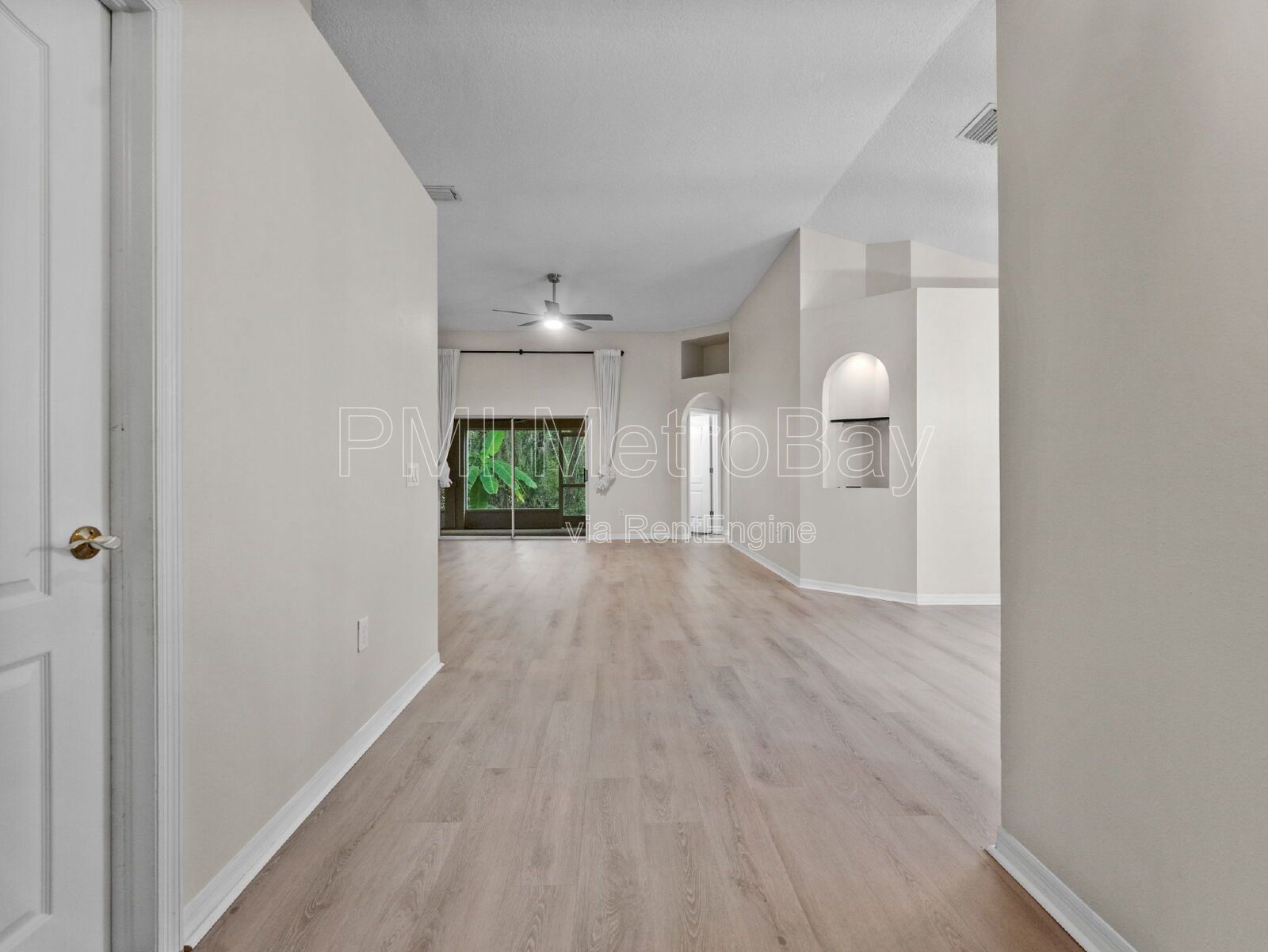 Meadow Pointe 3/2 — Close to Wiregrass, Outlets, Publix, Dining, Gyms property image