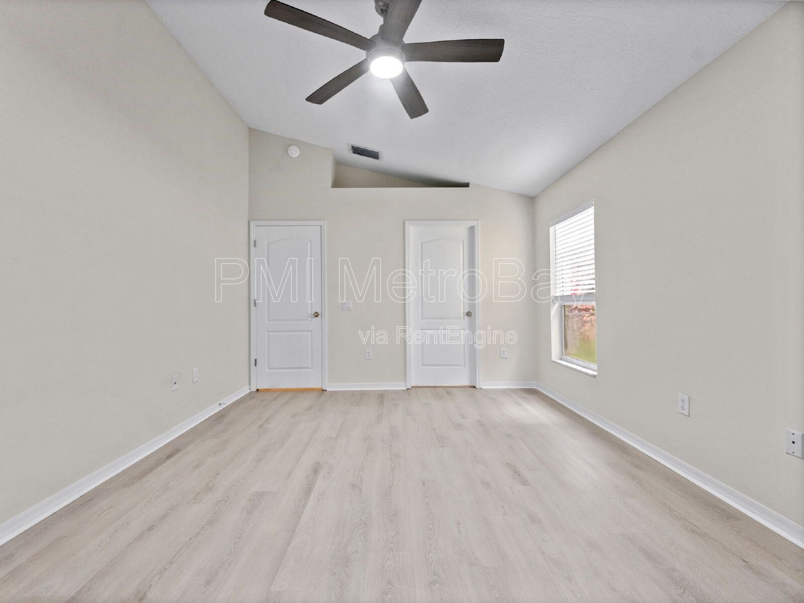 Meadow Pointe 3/2 — Close to Wiregrass, Outlets, Publix, Dining, Gyms property image