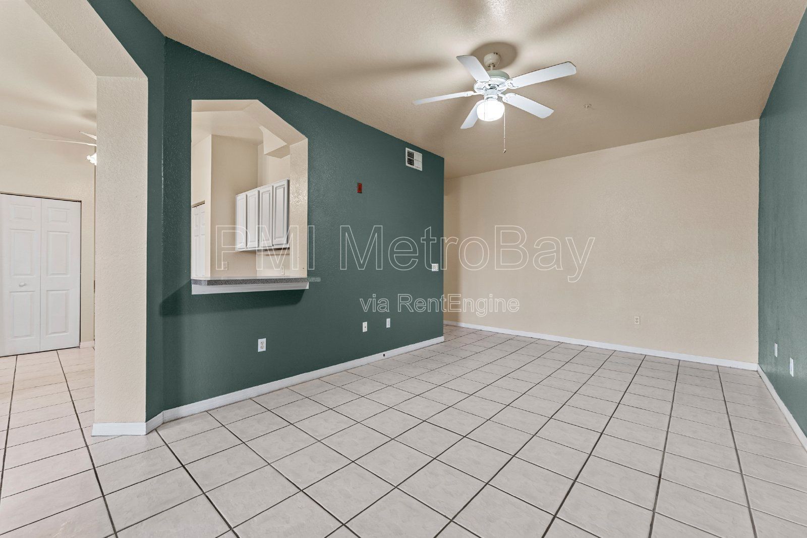 $100 off first 3 months rent!!! 2 Bed 2.5 Bath Condo across from USF Campus!! property image