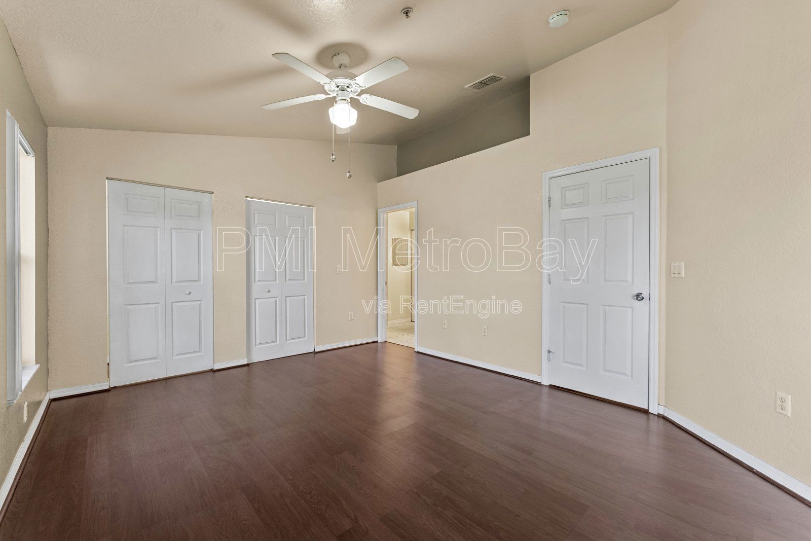 $100 off first 3 months rent!!! 2 Bed 2.5 Bath Condo across from USF Campus!! property image