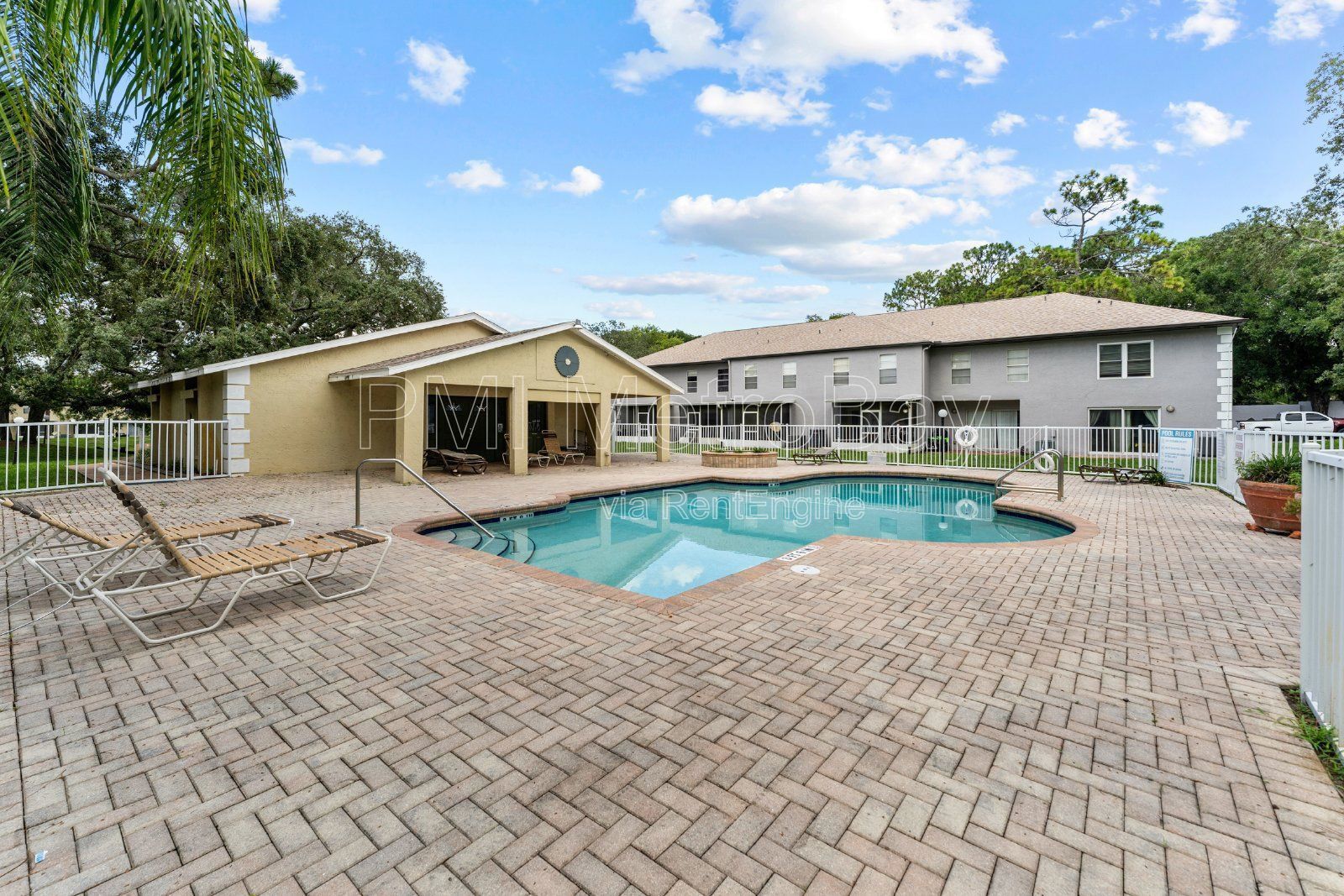 $100 off first 3 months rent!!! 2 Bed 2.5 Bath Condo across from USF Campus!! property image