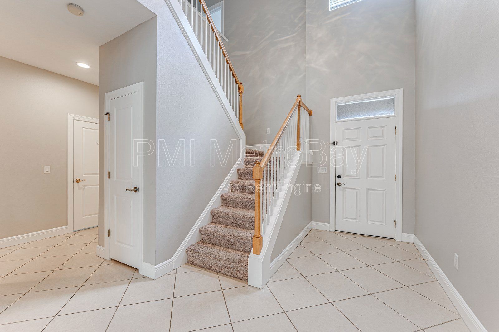 Granite Countertops, Stainless Steel Appliances, and more in Tampa Palms Townhome! property image