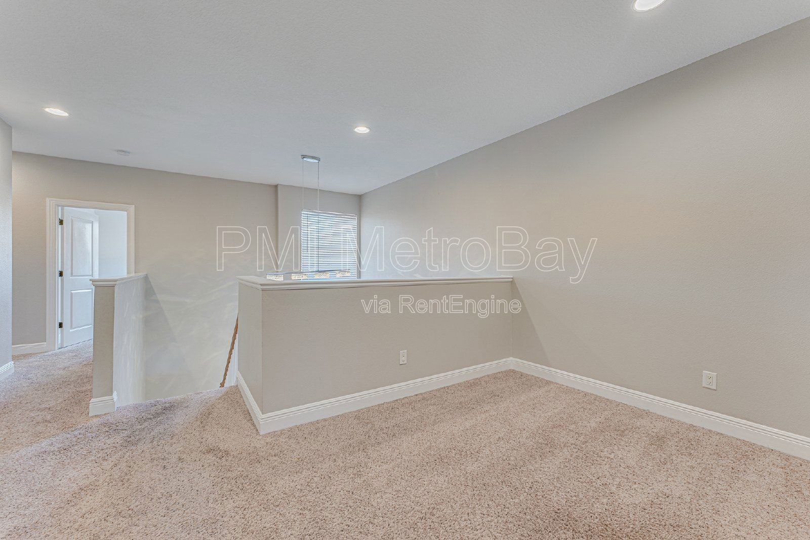 Granite Countertops, Stainless Steel Appliances, and more in Tampa Palms Townhome! property image