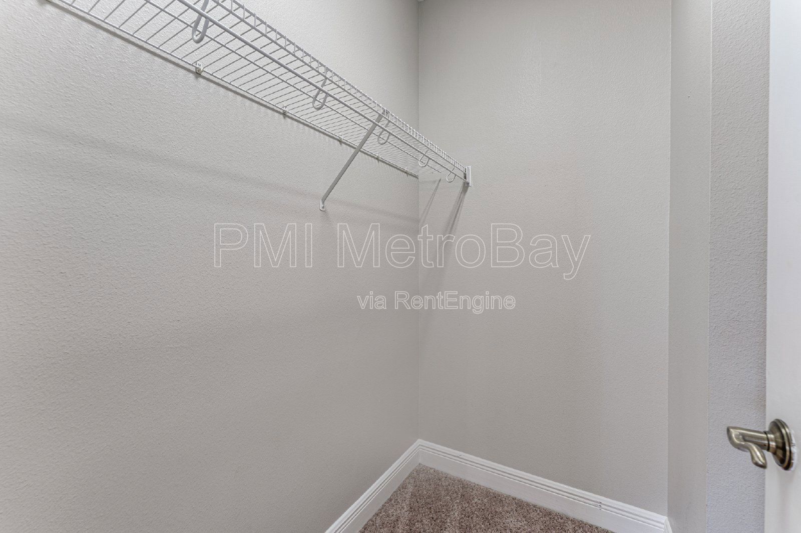 Granite Countertops, Stainless Steel Appliances, and more in Tampa Palms Townhome! property image