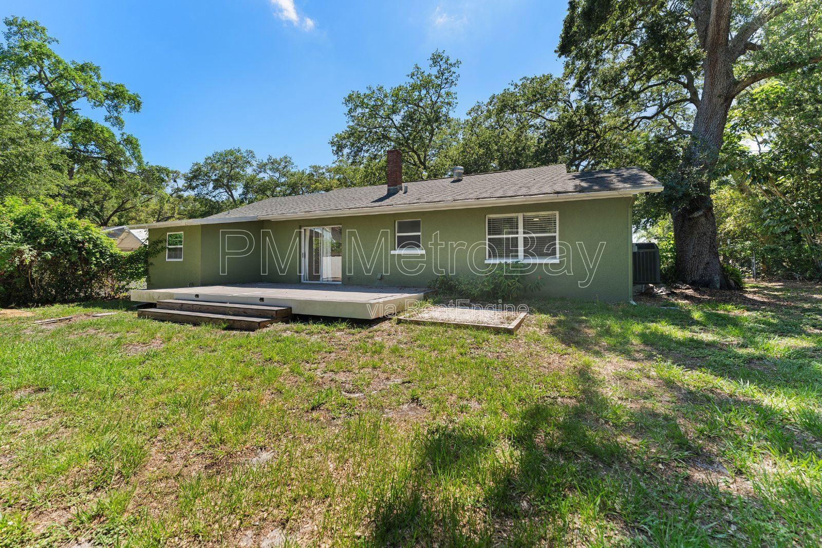 A getaway, minutes from the Beach
Possible $0 to move in with security bond option!! property image