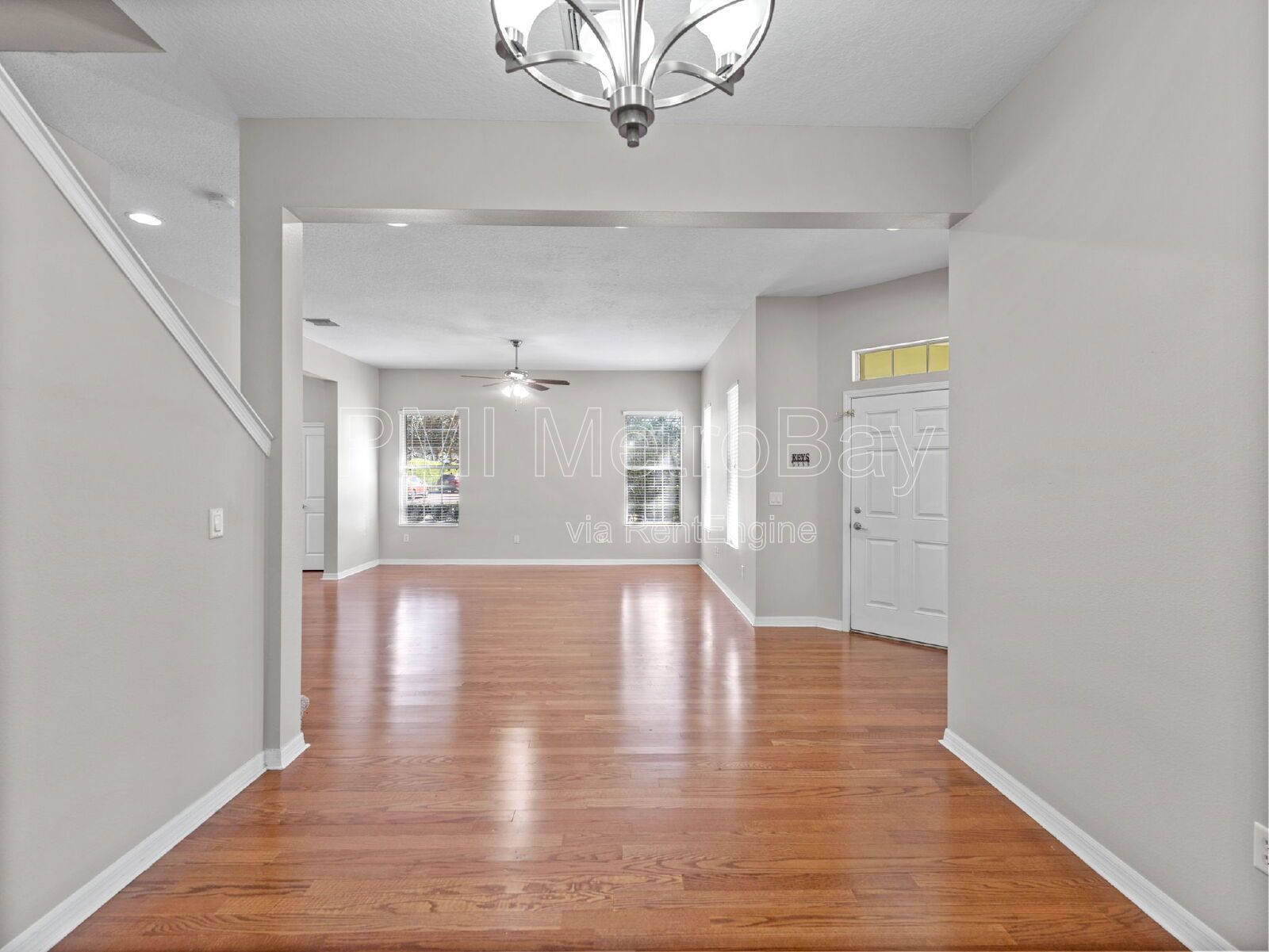 Large 3/2.5 Winthrop Townhome with Garage, Office, and Walkable Location property image