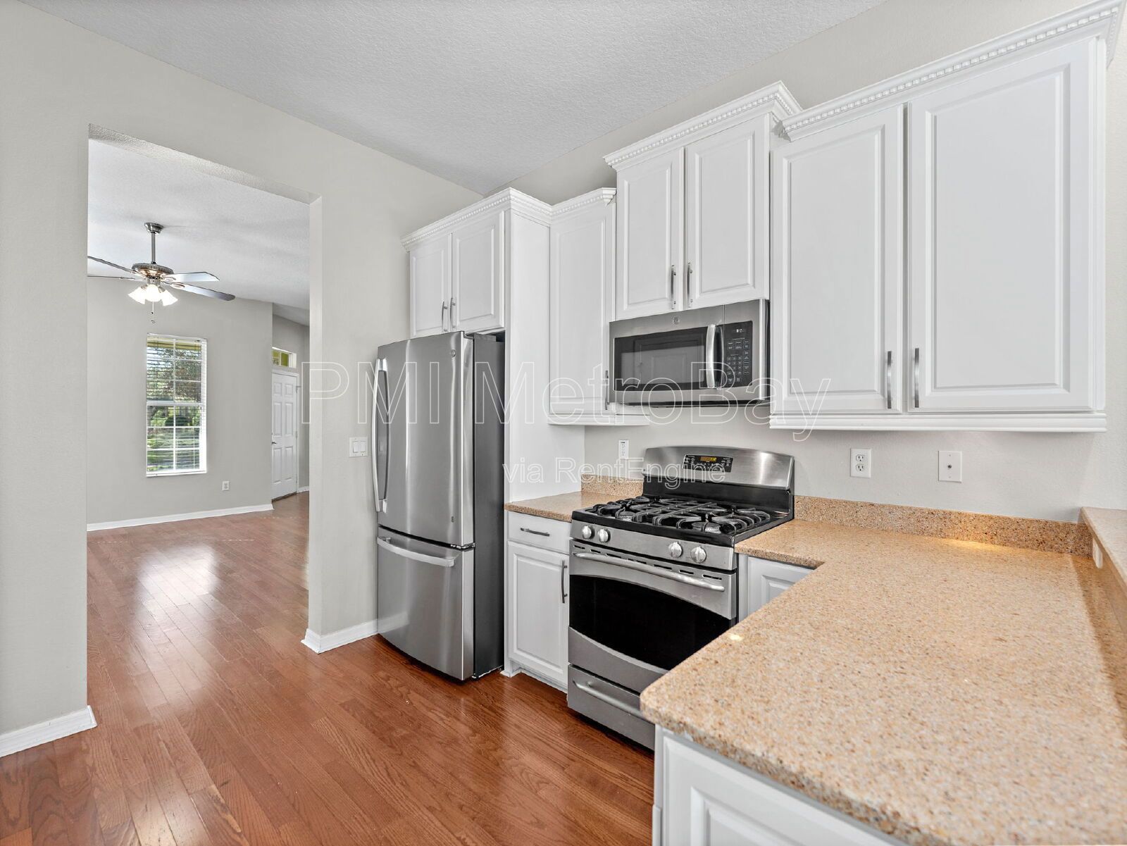 Large 3/2.5 Winthrop Townhome with Garage, Office, and Walkable Location property image