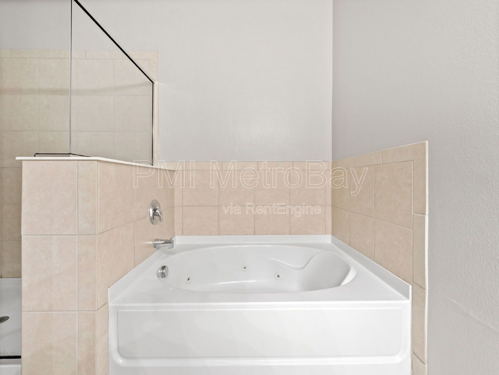 Large 3/2.5 Winthrop Townhome with Garage, Office, and Walkable Location property image