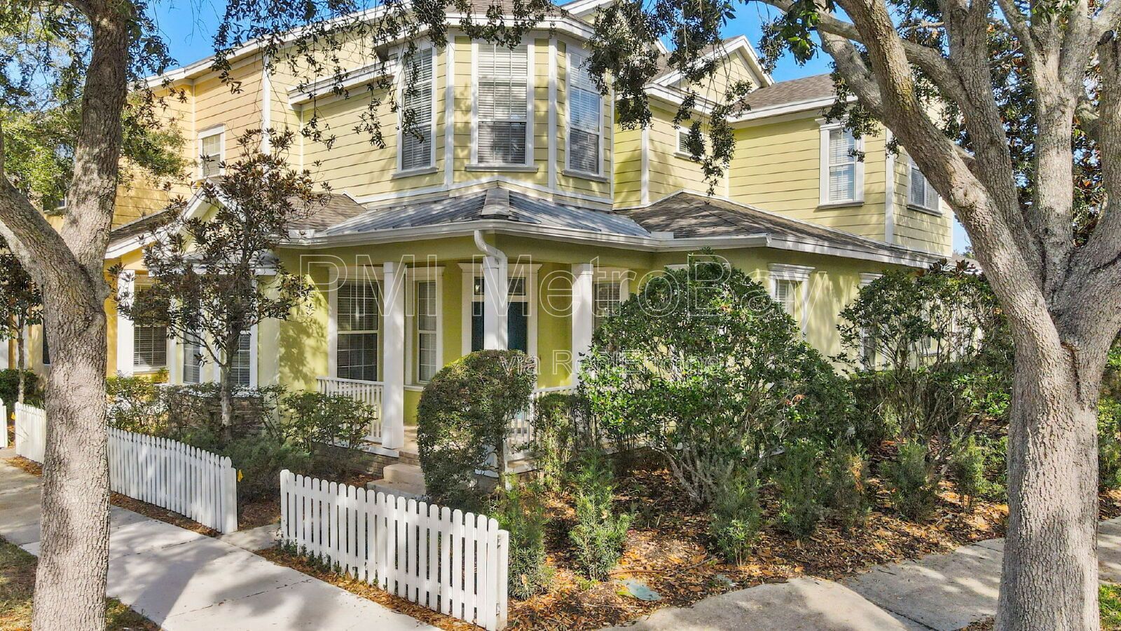 Large 3/2.5 Winthrop Townhome with Garage, Office, and Walkable Location property image