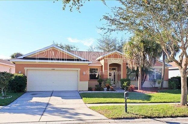 Spacious 4BR Riverview Home w/Community Pool property image